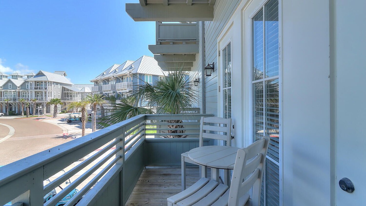 Photo of Patio Balcony in Cinnamon Shore