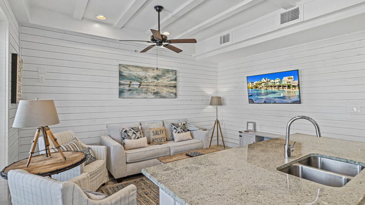 Photo of Livingroom in Cinnamon Shore