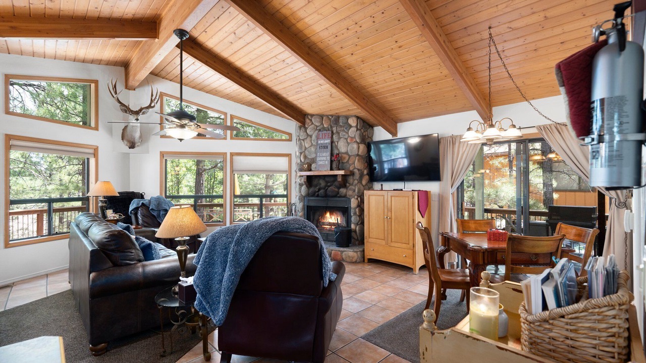 Photo of Livingroom in Munds Park