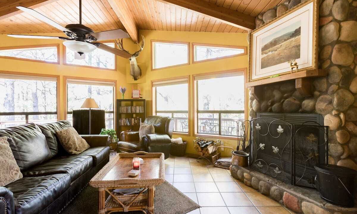 Photo of Livingroom in Munds Park