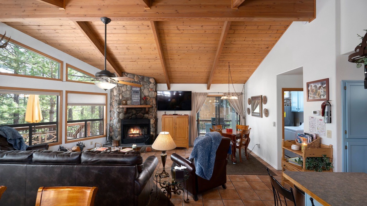 Photo of Livingroom in Munds Park