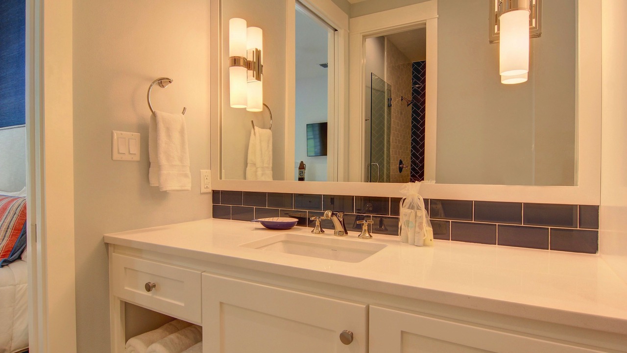 Photo of Bathroom in Cinnamon Shore