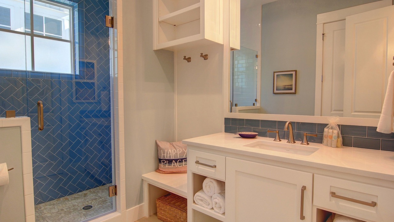 Photo of Bathroom in Cinnamon Shore
