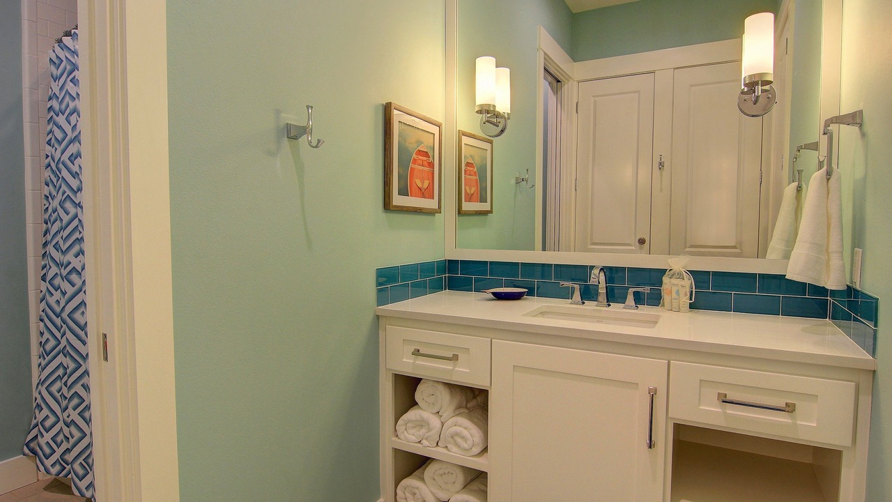 Photo of Bathroom in Cinnamon Shore