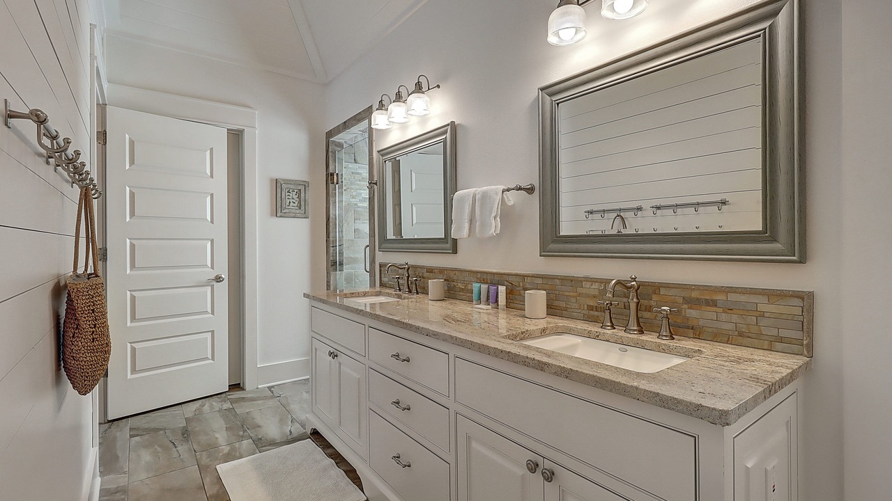 Photo of Bathroom in Cinnamon Shore