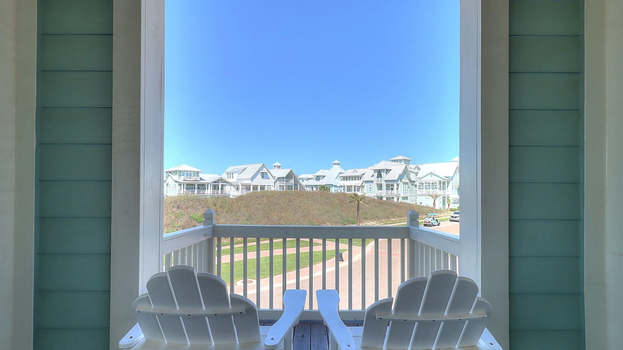 Photo of Patio Balcony in Cinnamon Shore