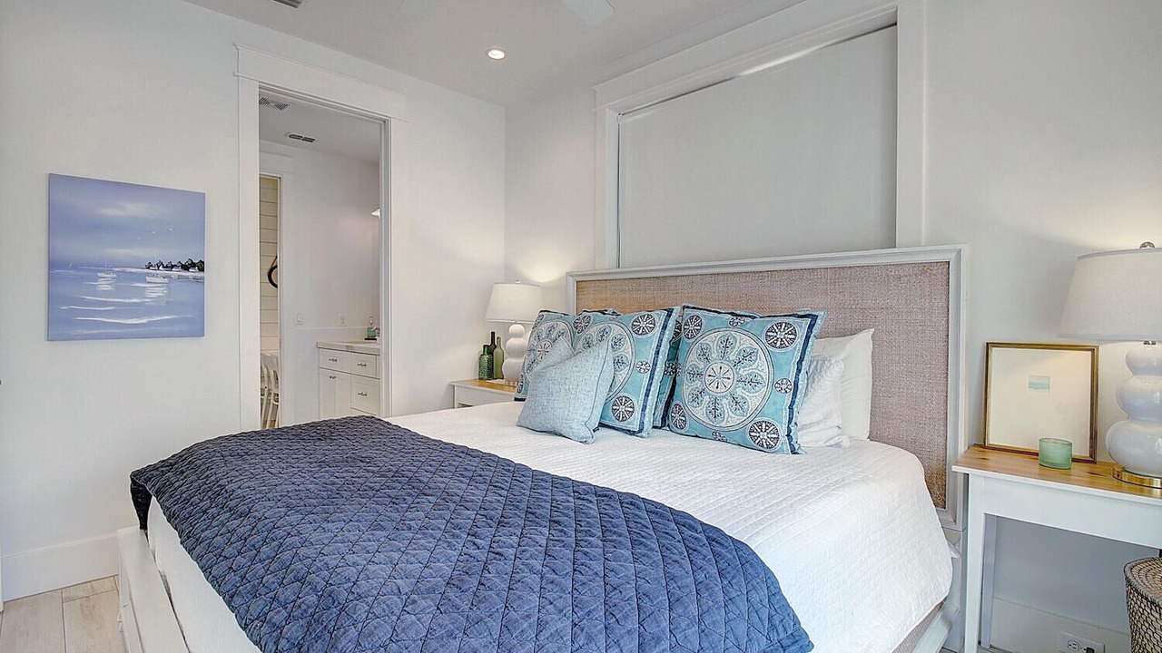 Photo of Bathroom in Cinnamon Shore
