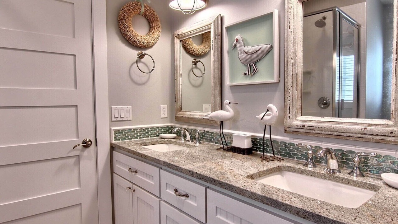 Photo of Bathroom in Cinnamon Shore