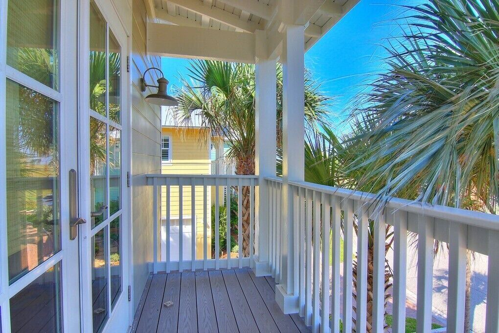 Photo of Patio Balcony in Cinnamon Shore