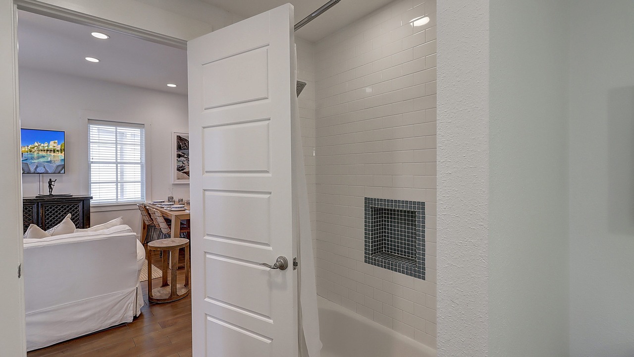 Photo of Bathroom in Cinnamon Shore