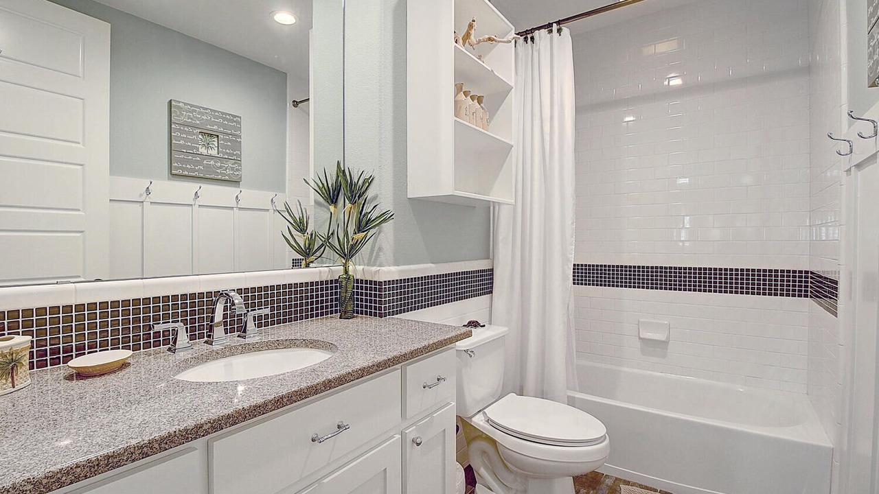 Photo of Bathroom in Cinnamon Shore