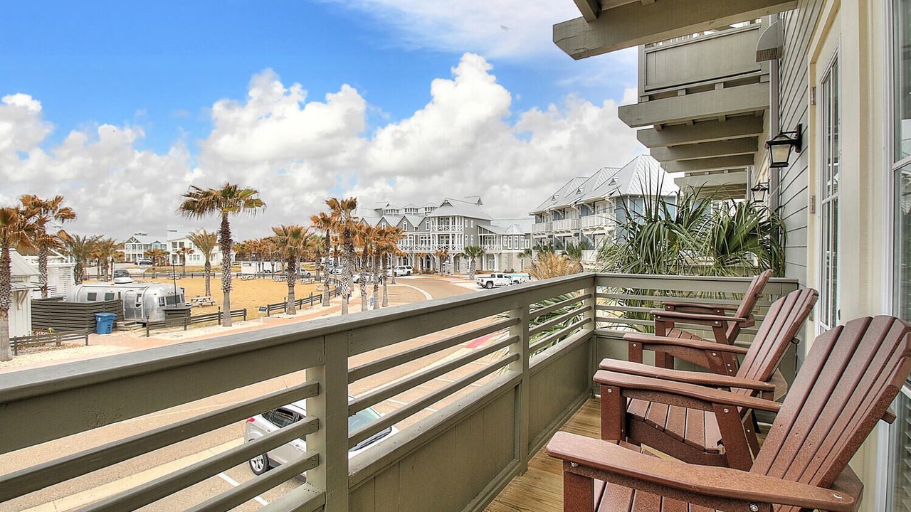 Photo of Patio Balcony in Cinnamon Shore