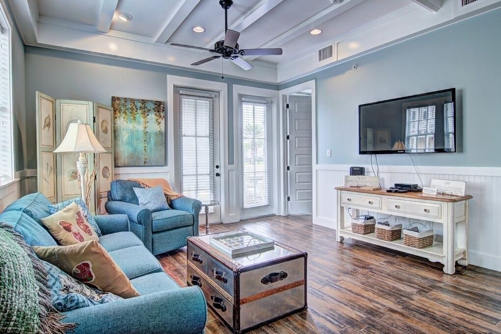 Photo of Livingroom in Cinnamon Shore