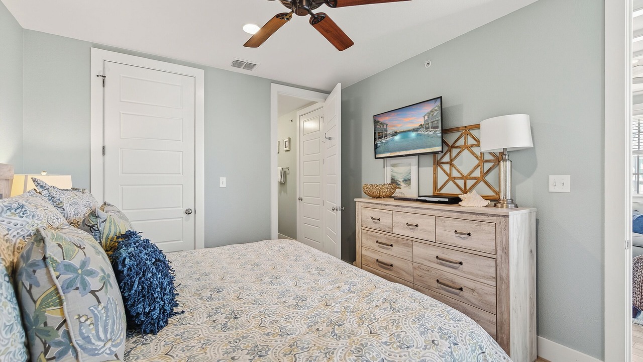 Photo of Bedroom in Cinnamon Shore