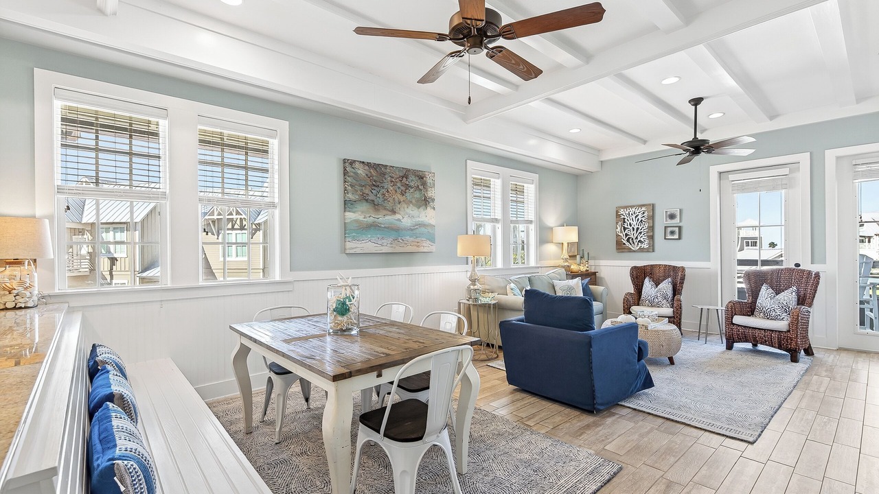 Photo of Livingroom in Cinnamon Shore