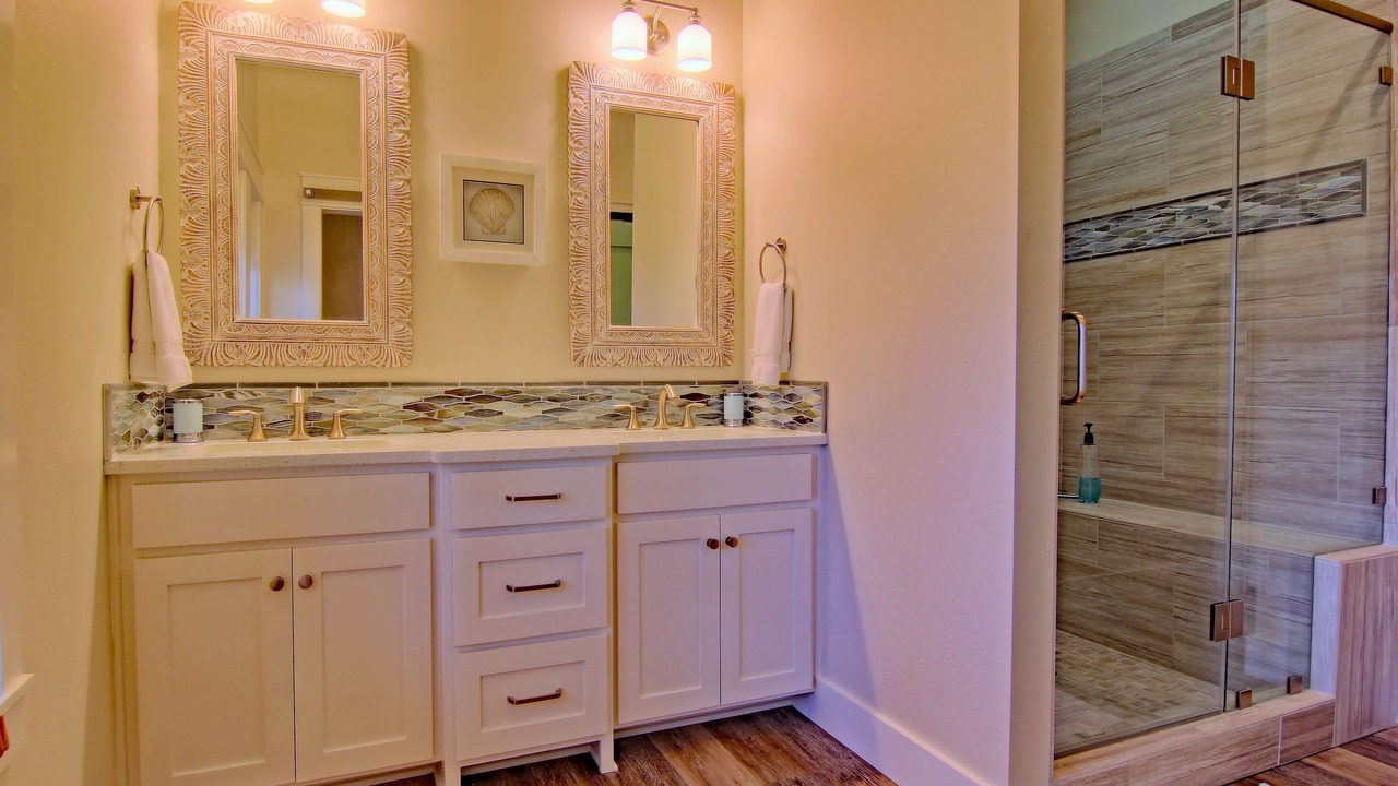 Photo of Bathroom in Cinnamon Shore