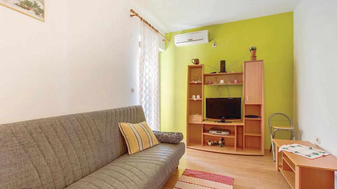 Photo of Bedroom in Cove Murtar
