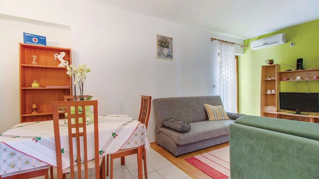 Photo of Bedroom in Cove Murtar