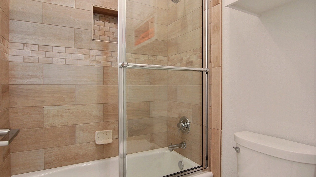 Photo of Bathroom in Cinnamon Shore