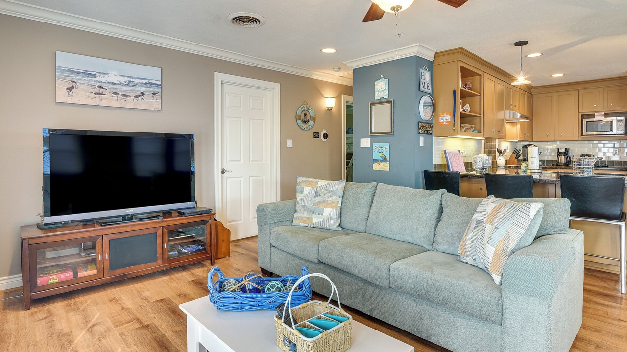 Photo of Livingroom in Pirates Beach