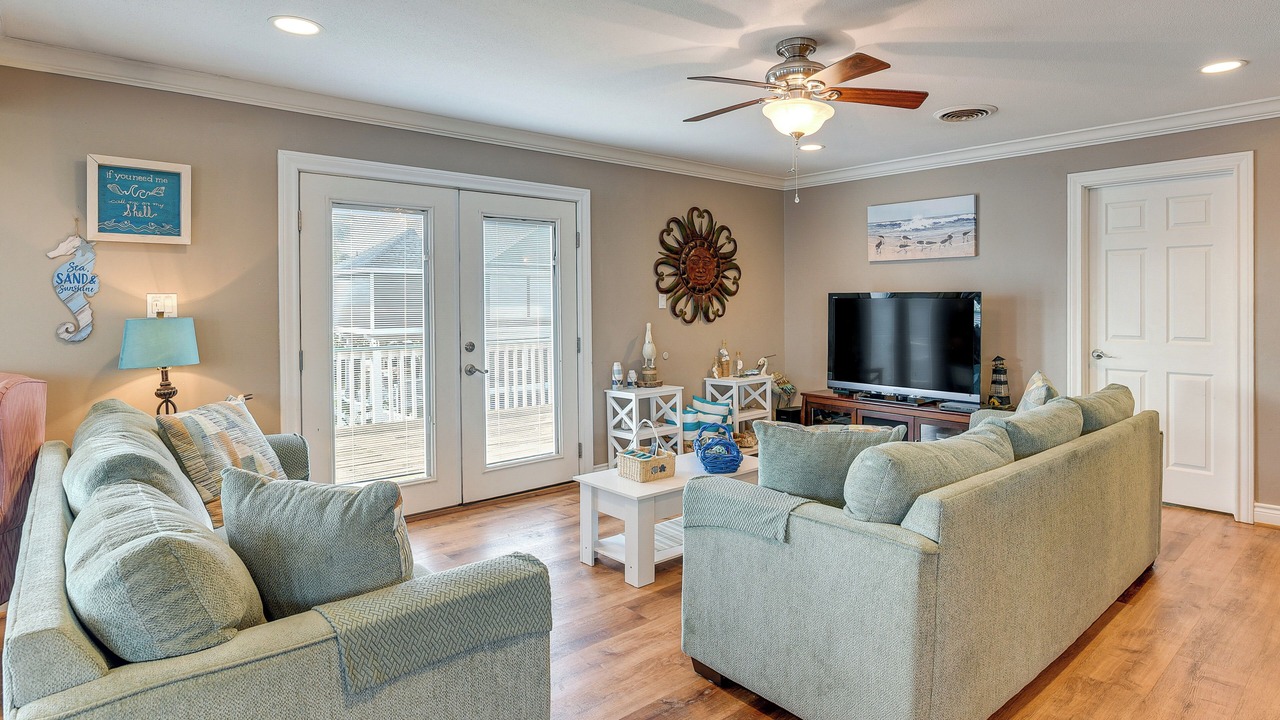 Photo of Bedroom in Pirates Beach