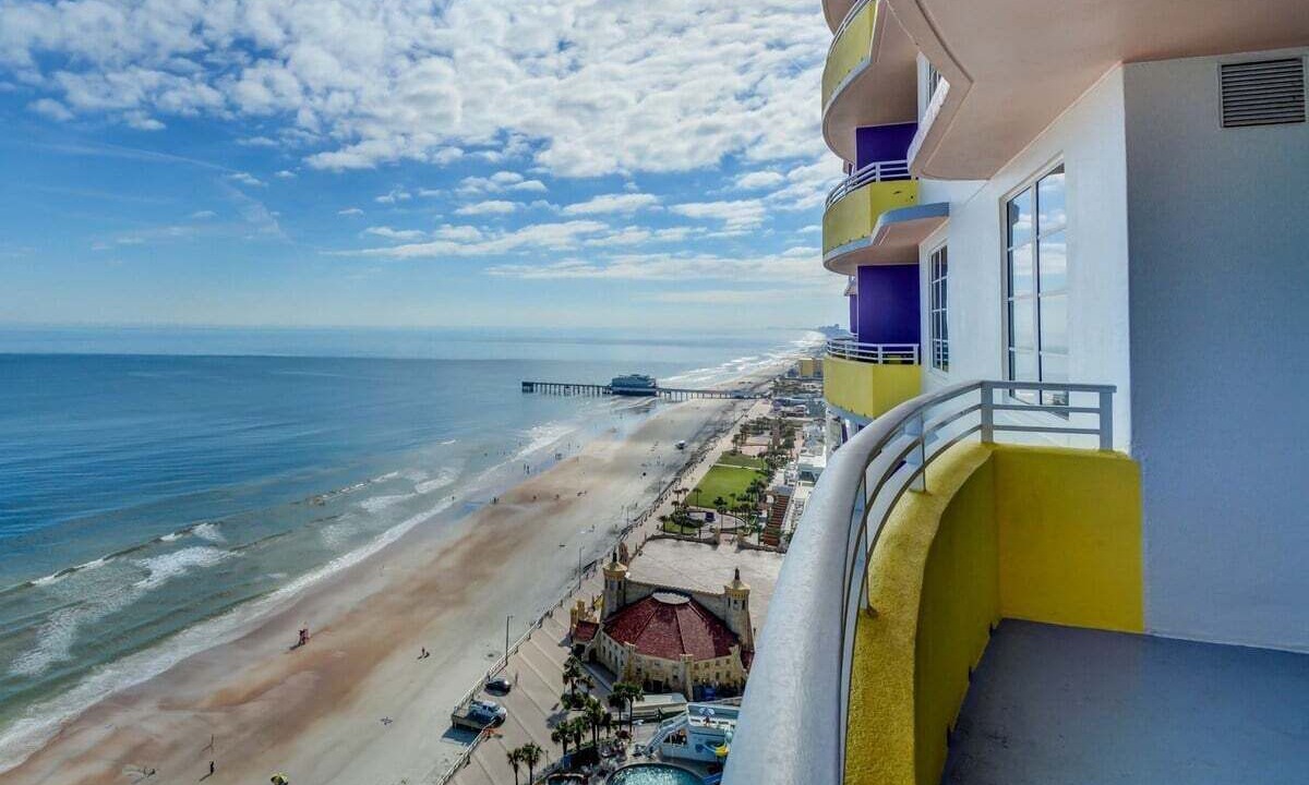 Photo of Patio Balcony in Brush - Stewarts