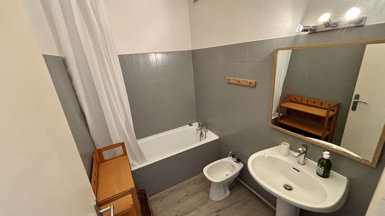 Photo of Bathroom in Port-la-Nouvelle
