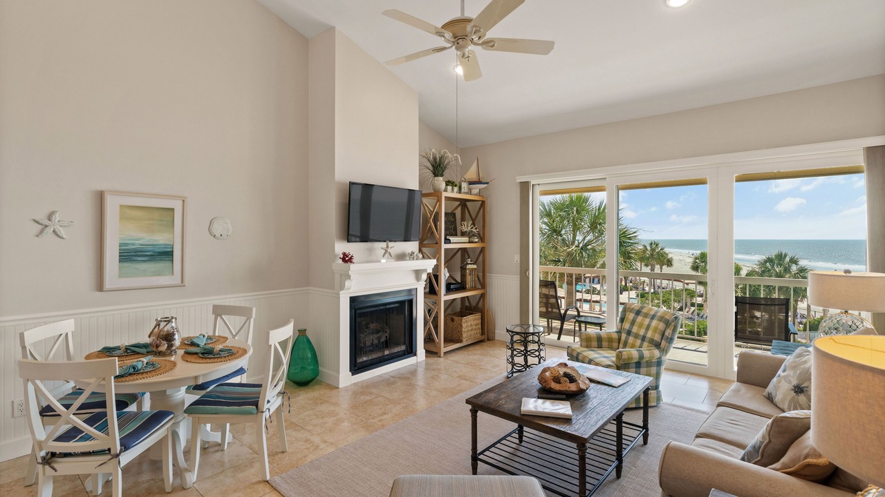 Photo of Livingroom in Saint Simons Island