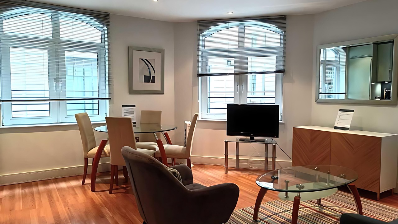 Photo of Livingroom in Tower Hill