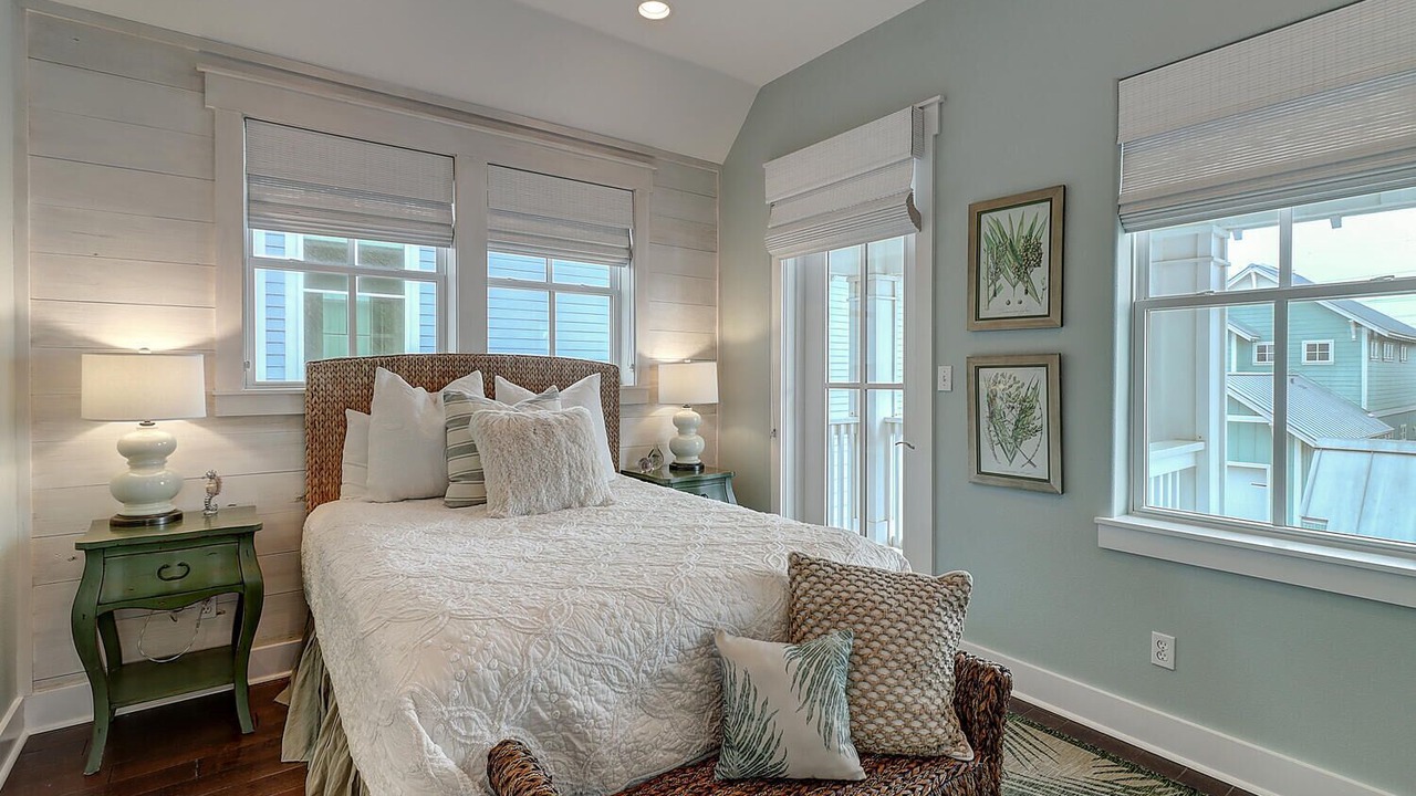 Photo of Bathroom in Cinnamon Shore