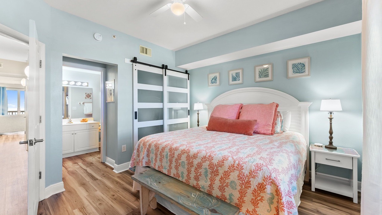 Photo of Bedroom in Miramar Beach