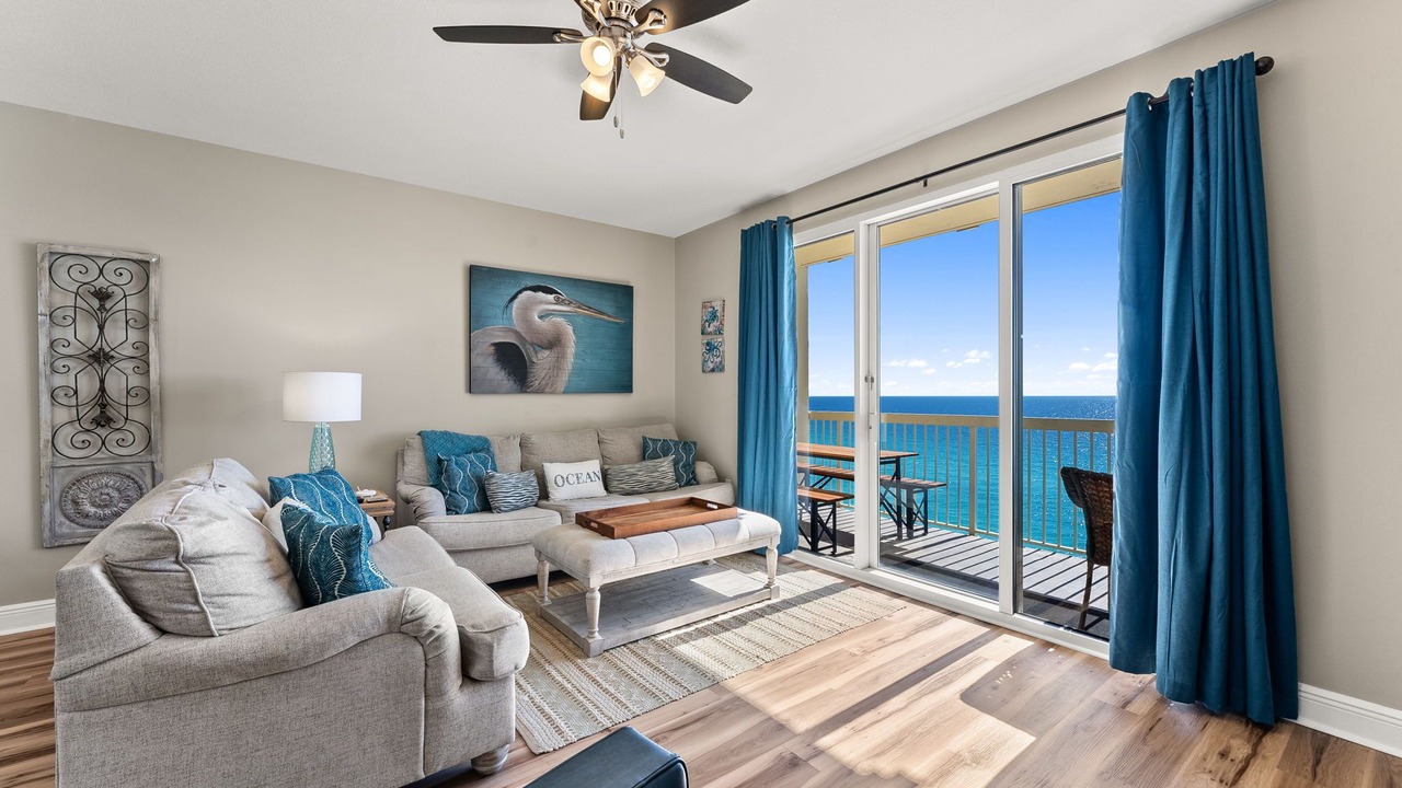 Photo of Livingroom in Miramar Beach
