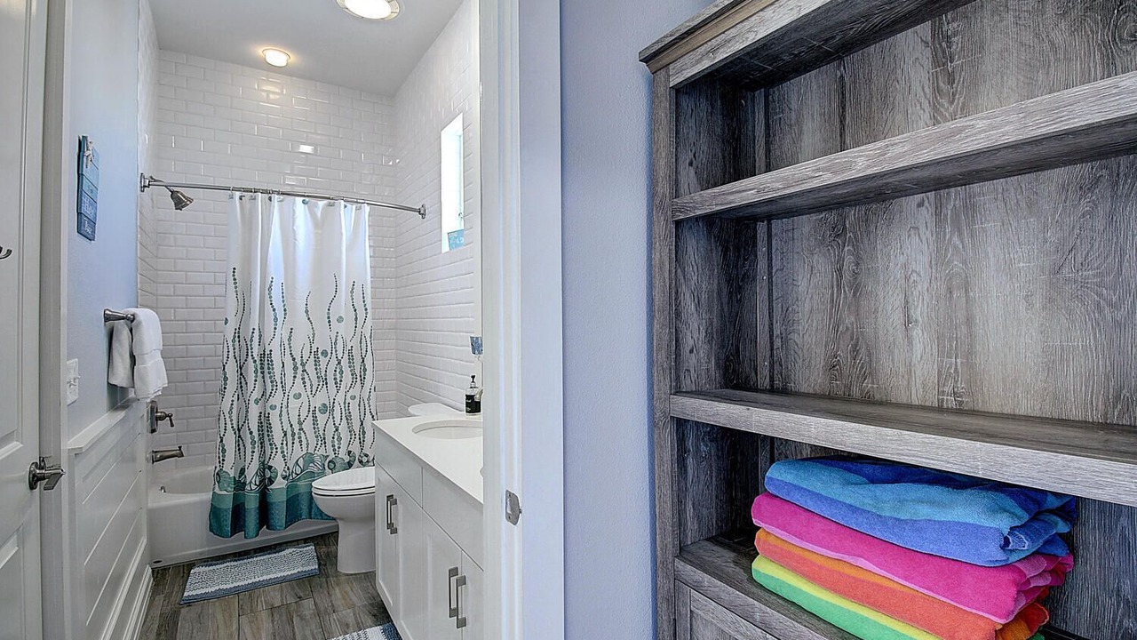 Photo of Bathroom in Cinnamon Shore