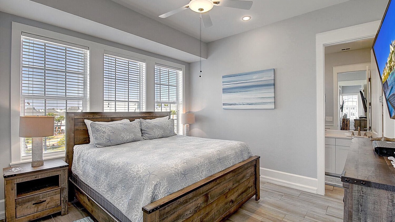 Photo of Bedroom in Cinnamon Shore