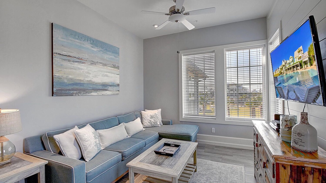 Photo of Livingroom in Cinnamon Shore