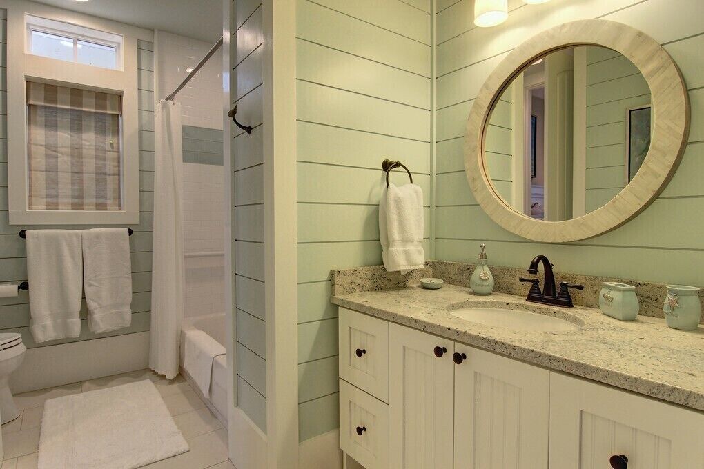 Photo of Bathroom in Cinnamon Shore