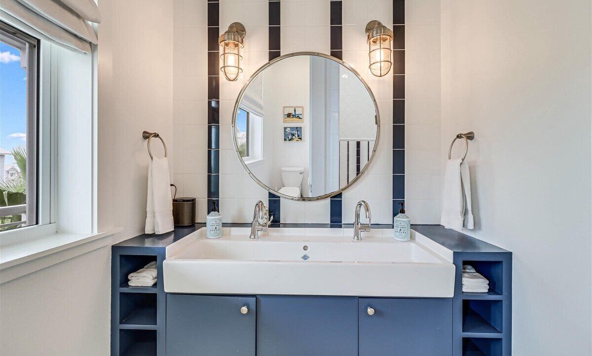 Photo of Bathroom in Cinnamon Shore