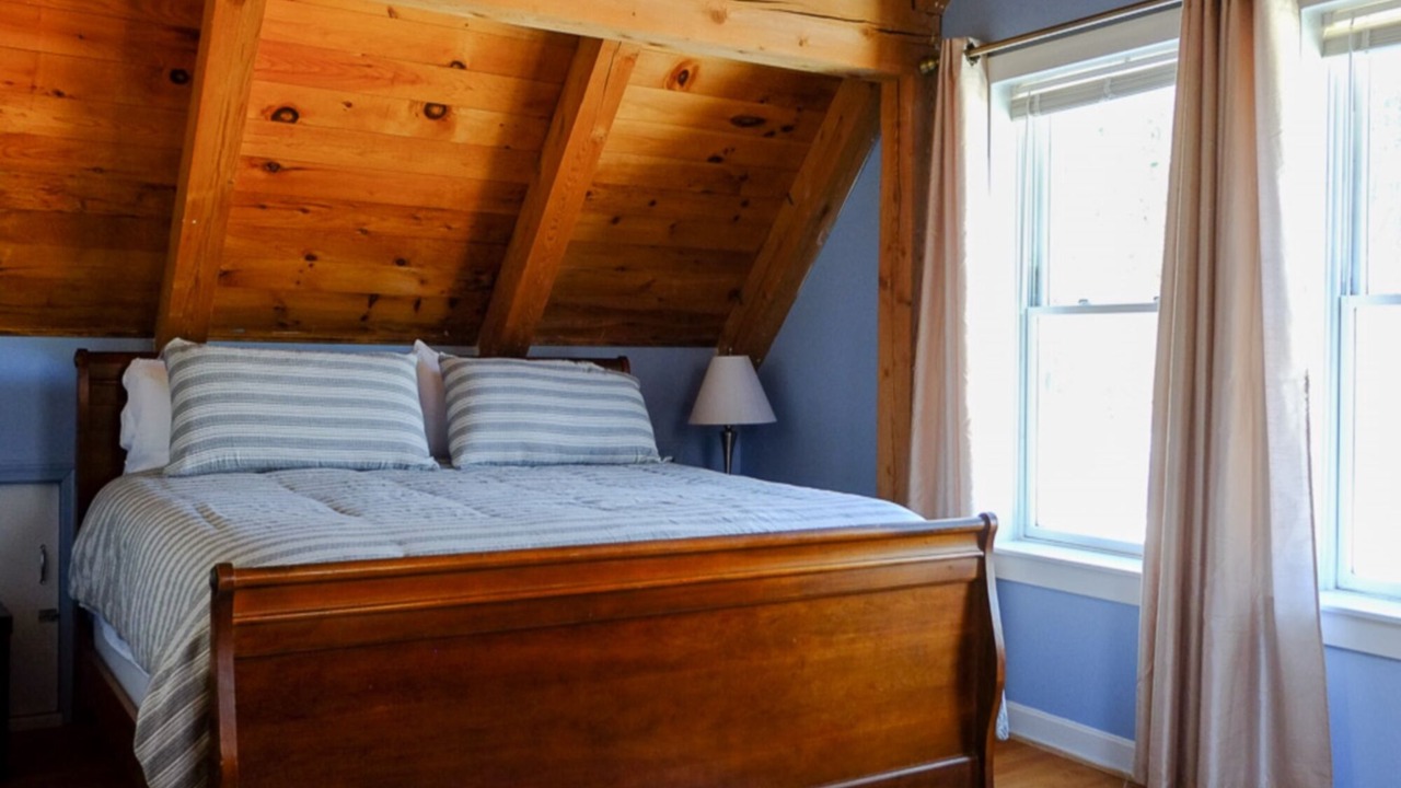 Photo of Bedroom in Holliston