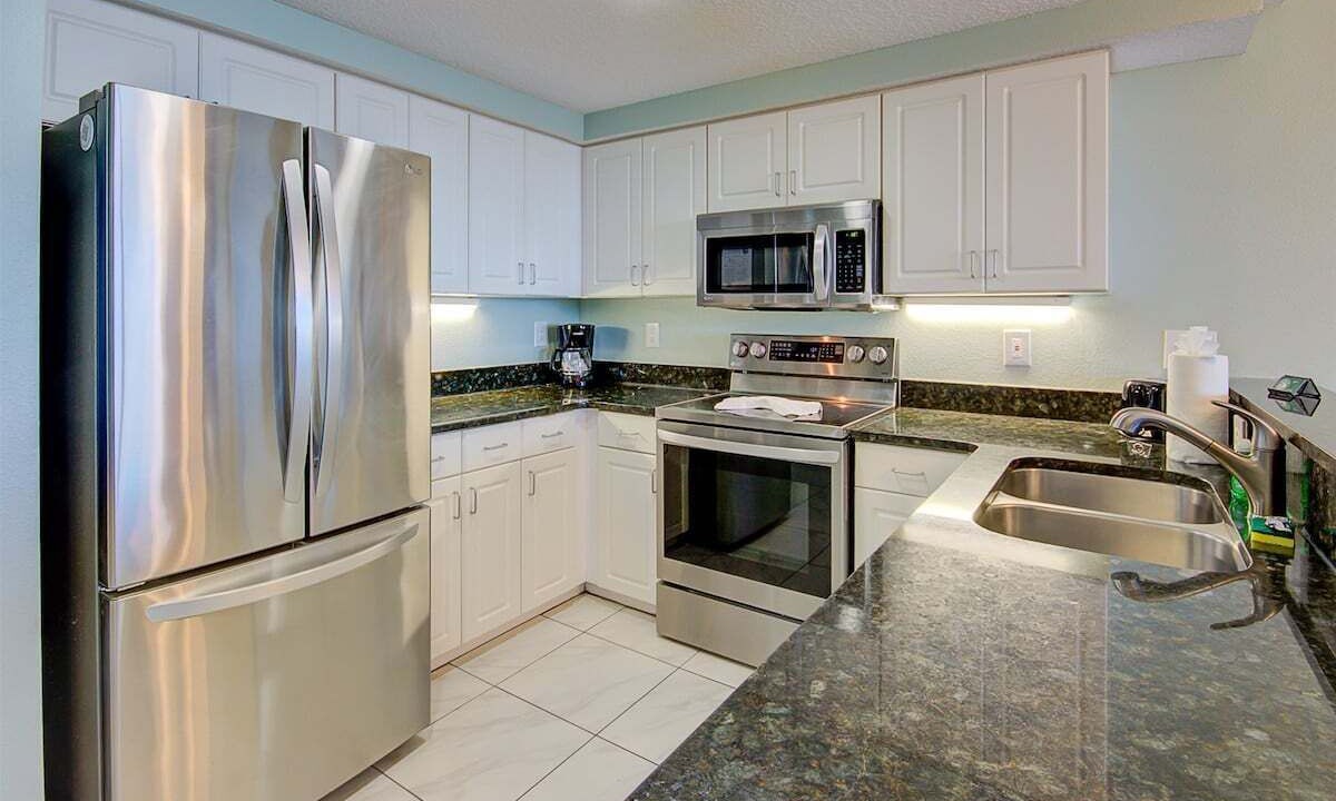 Photo of Others in Brush - Stewarts