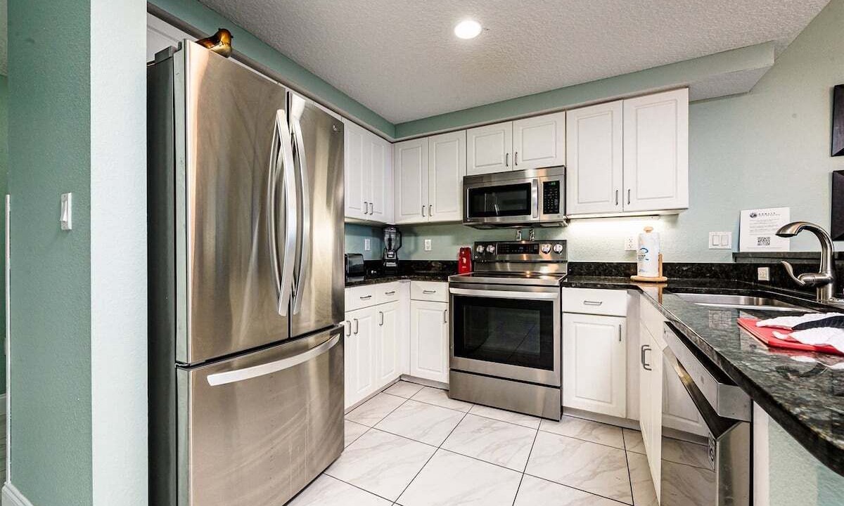 Photo of Others in Brush - Stewarts