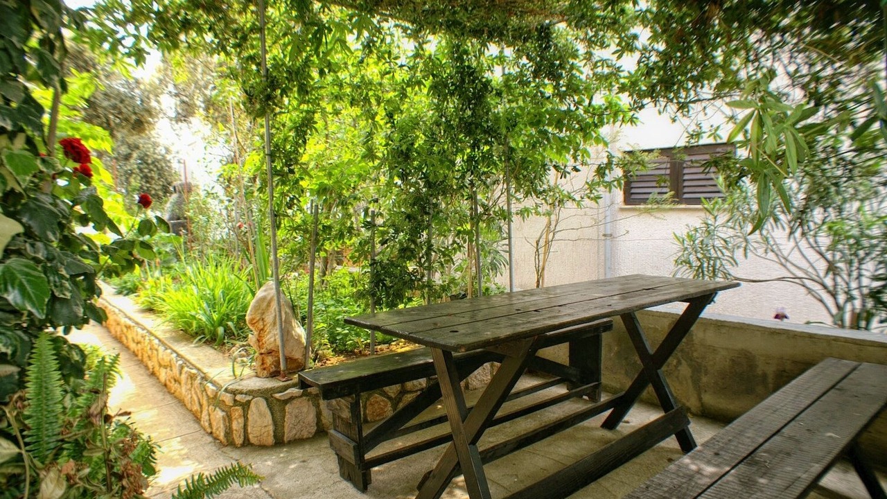 Photo of Outdoor in Mandre