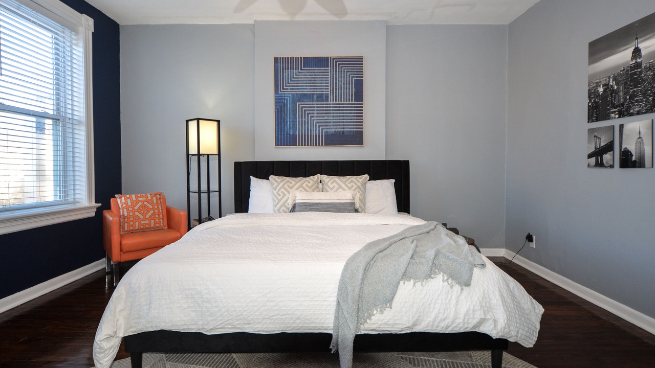 Photo of Bedroom in Southwest Garden