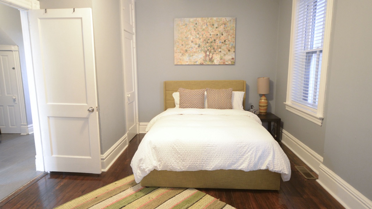 Photo of Bedroom in Southwest Garden
