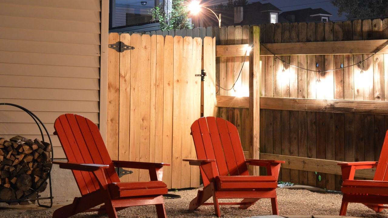 Photo of Patio Balcony in Southwest Garden