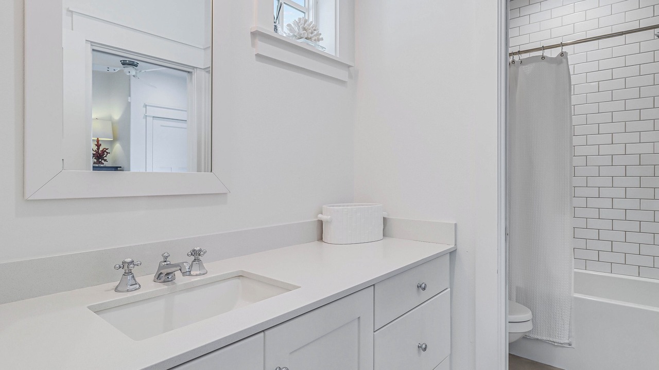 Photo of Bathroom in Cinnamon Shore