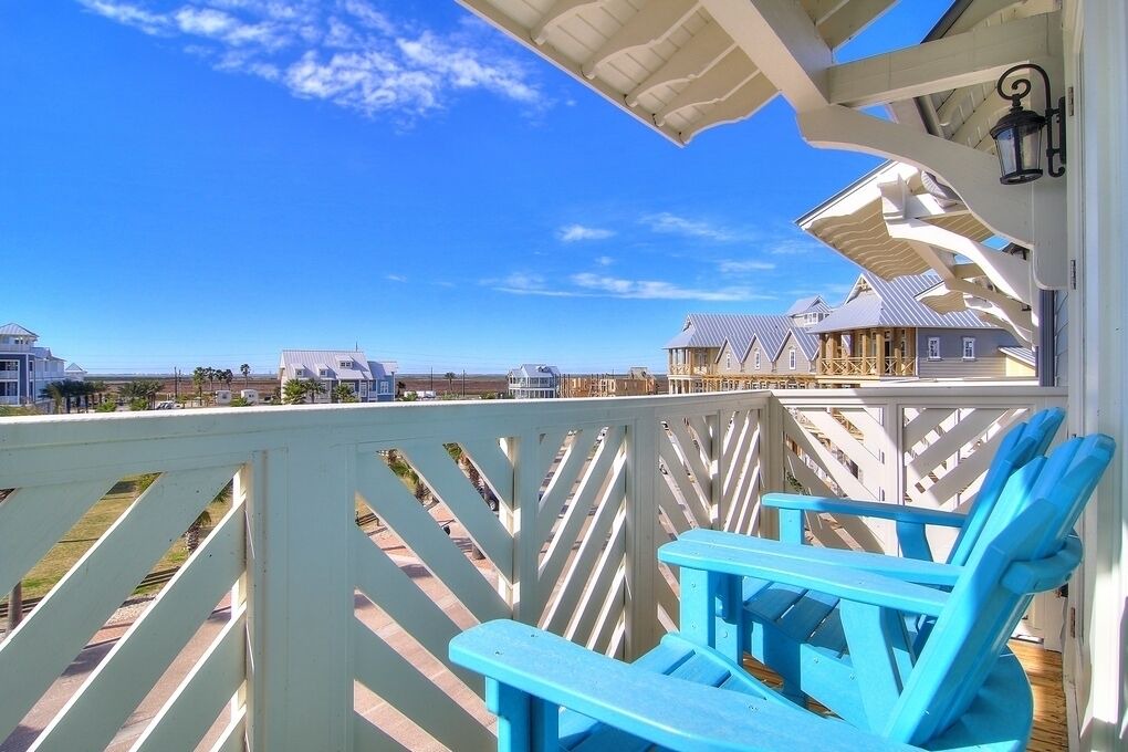 Photo of Patio Balcony in Cinnamon Shore