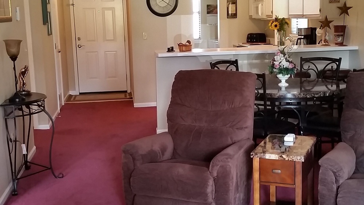 Photo of Livingroom in Table Rock