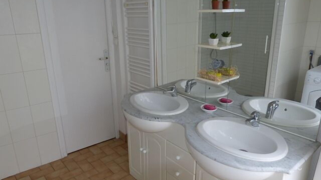 Photo of Bathroom in Nantes Centre