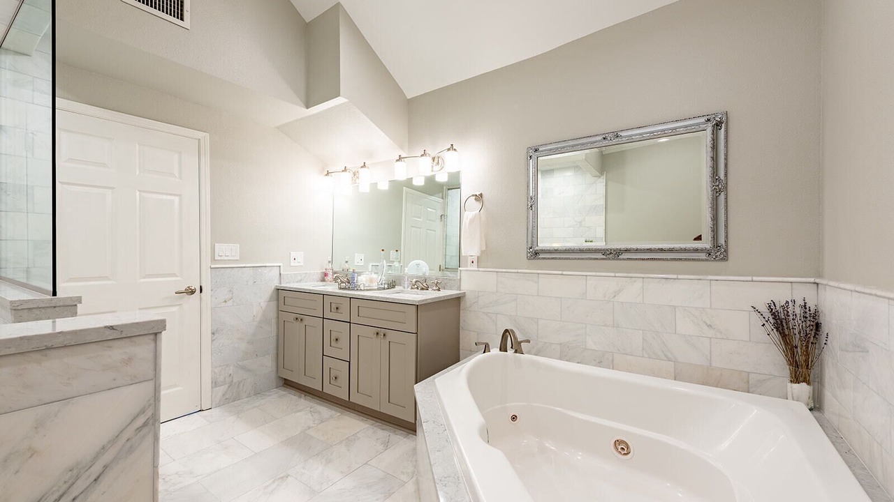 Photo of Bathroom in Faubourg Marigny