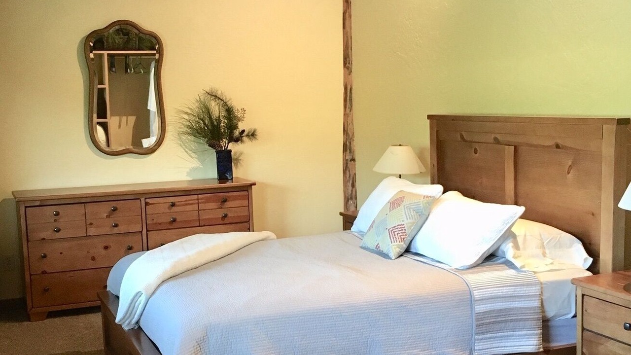 Photo of Bedroom in Bigfork